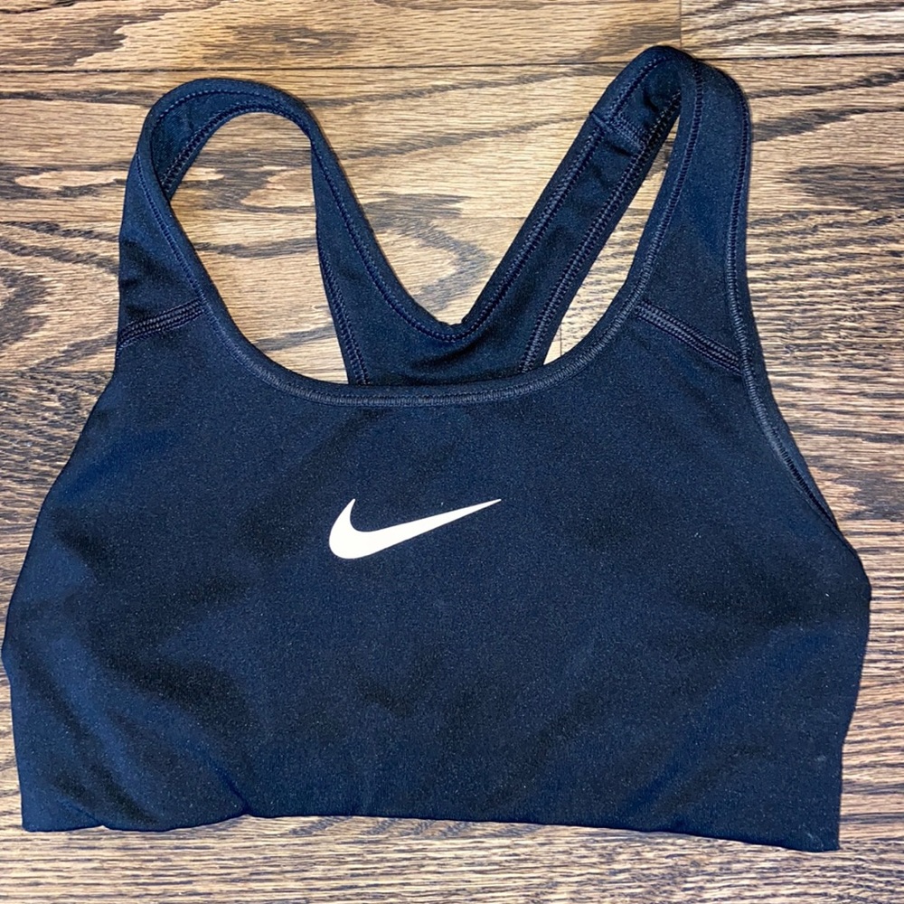 Women’s NIKE black sports bra- size Small